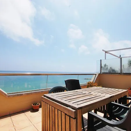 Waves And Sky Apartament *